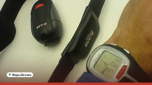 Pulsometr z paskiem na klatkę piersiową i zegarkiem